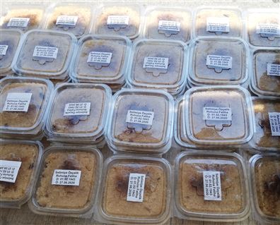 Lezzetli İrmik Helvası, Aşure ve Tavuk Pilavla da sizlerin hizmetindeyiz...